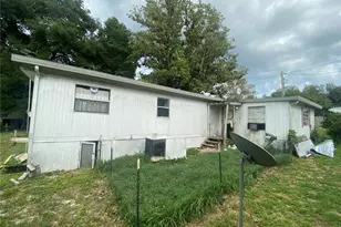 18385 SE 18th Street Rd, Silver Springs, FL 34488 - Photo 21