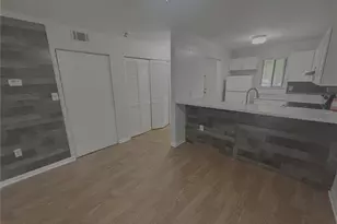 81 SE 16th Ave, Gainesville, FL 32601 - Photo 11