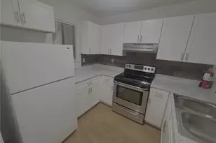 81 SE 16th Ave, Gainesville, FL 32601 - Photo 7