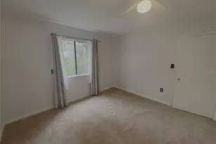 81 SE 16th Ave, Gainesville, FL 32601 - Photo 5