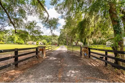 2735 NE 127th Place, Anthony, FL 32617 - Photo 9