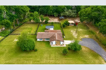 2735 NE 127th Place, Anthony, FL 32617 - Photo 11