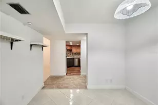 7400 Sun Island Dr S, South Pasadena, FL 33707 - Photo 43