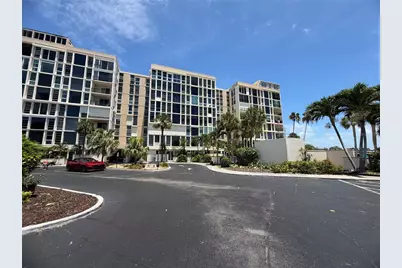 7400 Sun Island Drive S #111, South Pasadena, FL 33707 - Photo 3