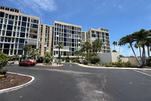 7400 Sun Island Dr S, South Pasadena, FL 33707 - Photo 3