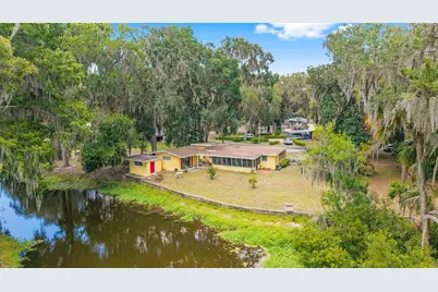2345 Cr 453, Lake Panasoffkee, FL 33538 - Photo 3
