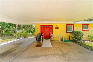 2345 Co Rd 453, Lake Panasoffkee, FL 33538 - Photo 9