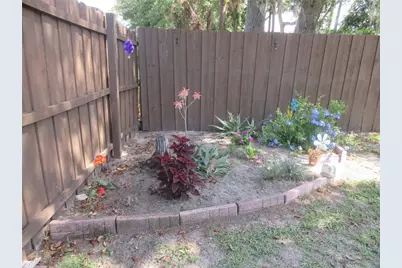 2300 SE 173rd Avenue, Silver Springs, FL 34488 - Photo 9