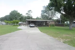 2300 SE 173rd Ave, Silver Springs, FL 34488 - Photo 3