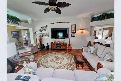 17842 SE 86th Auburn Avenue, The Villages, FL 32162 - Photo 3