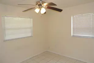 330 SE 6th St, Williston, FL 32696 - Photo 17