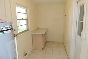330 SE 6th St, Williston, FL 32696 - Photo 23