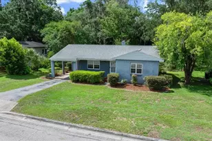 1142 NE 8th St, Ocala, FL 34470 - Photo 3