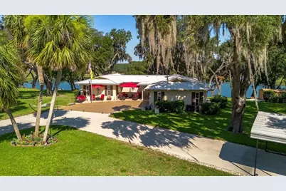 10522 SE 146th Terrace Road, Ocklawaha, FL 32179 - Photo 1