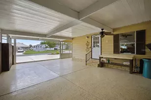 728 Truman Ave, Lady Lake, FL 32159 - Photo 5