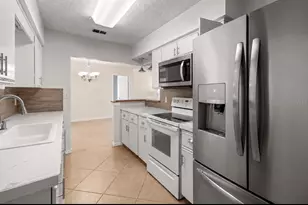 10358 SE 178th Pl, Summerfield, FL 34491 - Photo 7