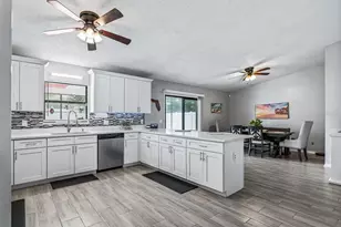 729 Sinclair Terrace, Inverness, FL 34450 - Photo 11