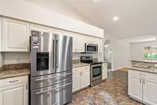 9082 SE 135th Loop, Summerfield, FL 34491 - Photo 37