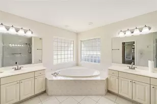 9082 SE 135th Loop, Summerfield, FL 34491 - Photo 17