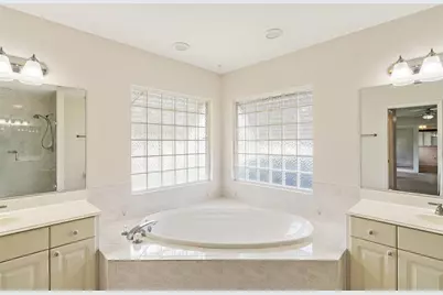 9082 SE 135th Loop, Summerfield, FL 34491 - Photo 15