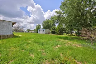 6766 NE 1st Pl, Ocala, FL 34470 - Photo 27