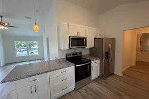 16683 SE 63 Ln, Ocklawaha, FL 32179 - Photo 11