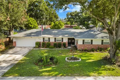 207 W Wheeler Road, Seffner, FL 33584 - Photo 1