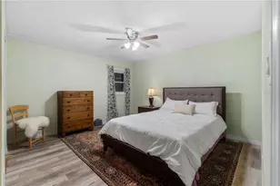 207 W Wheeler Rd, Seffner, FL 33584 - Photo 17
