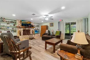 207 W Wheeler Rd, Seffner, FL 33584 - Photo 5