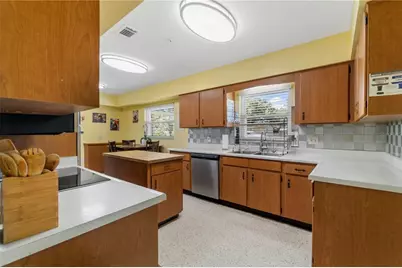 207 W Wheeler Road, Seffner, FL 33584 - Photo 11