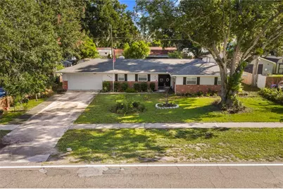 207 W Wheeler Road, Seffner, FL 33584 - Photo 1