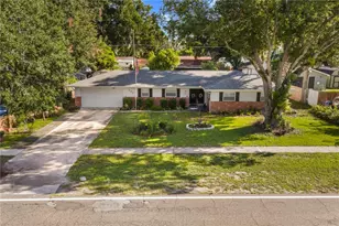 207 W Wheeler Rd, Seffner, FL 33584 - Photo 1