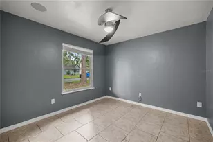 2534 NW 51st Pl, Gainesville, FL 32605 - Photo 11