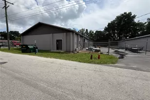 1623 NE 32nd Ave, Ocala, FL 34470 - Photo 1