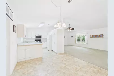 11236 N Rain Point, Inglis, FL 34449 - Photo 7