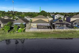 1739 Broad Winged Hawk Dr, Ruskin, FL 33570 - Photo 91