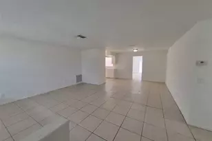 229 W Casurina Pl, Beverly Hills, FL 34465 - Photo 3