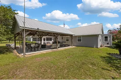 9897 NW 160 Avenue, Morriston, FL 32668 - Photo 11