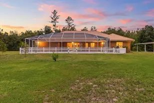 12143 NE 47th Pl, Silver Springs, FL 34488 - Photo 3