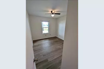 507 Governor Avenue NE, Branford, FL 32008 - Photo 13