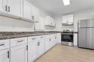209 SE 47th St, Gainesville, FL 32641 - Photo 13