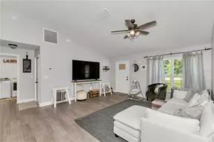 3535 SE 131st Pl, Belleview, FL 34420 - Photo 5