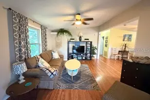 1215 Panama Pl, Lady Lake, FL 32159 - Photo 7
