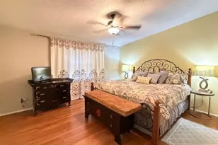 1215 Panama Pl, Lady Lake, FL 32159 - Photo 15