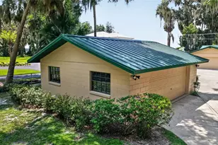13200 E Hwy 25, Ocklawaha, FL 32179 - Photo 7