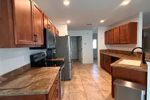 999 SE 69th Ave, Ocala, FL 34472 - Photo 9