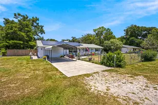 2009 NE 49th St, Ocala, FL 34479 - Photo 3