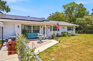 2009 NE 49th St, Ocala, FL 34479 - Photo 1