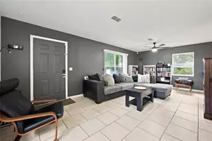 1850 NE 61st Pl, Ocala, FL 34479 - Photo 3