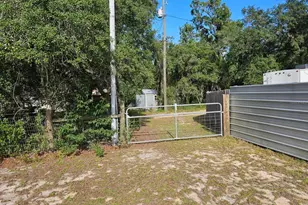 9050 SE 196th Terrace, Ocklawaha, FL 32179 - Photo 29